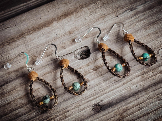 Dandy (lion) Turquoise drops